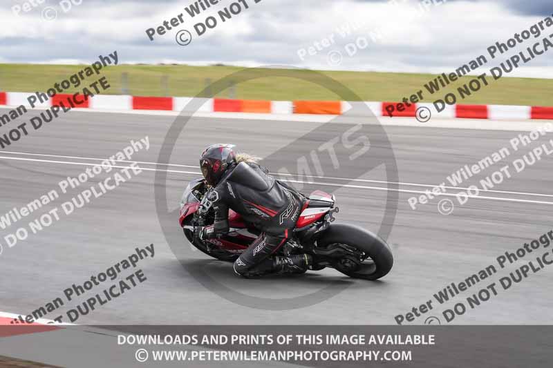 cadwell no limits trackday;cadwell park;cadwell park photographs;cadwell trackday photographs;enduro digital images;event digital images;eventdigitalimages;navarra;no limits trackdays;peter wileman photography;racing digital images;trackday digital images;trackday photos